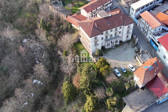 Palazzina in vendita a Forno Canavese