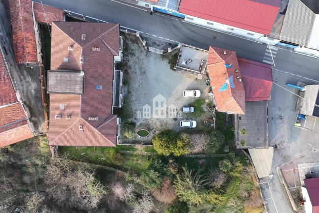 Palazzina in vendita a Forno Canavese