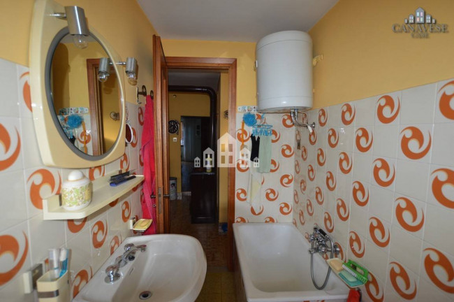 Casa semindipendente in vendita a Issiglio