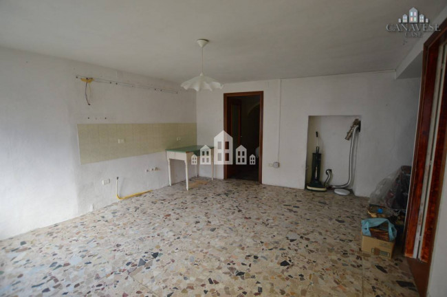 Casa semindipendente in vendita a Issiglio