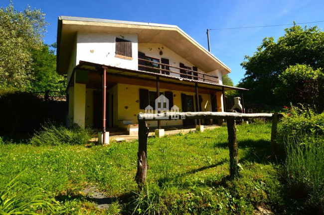 Casa indipendente in vendita a Vistrorio