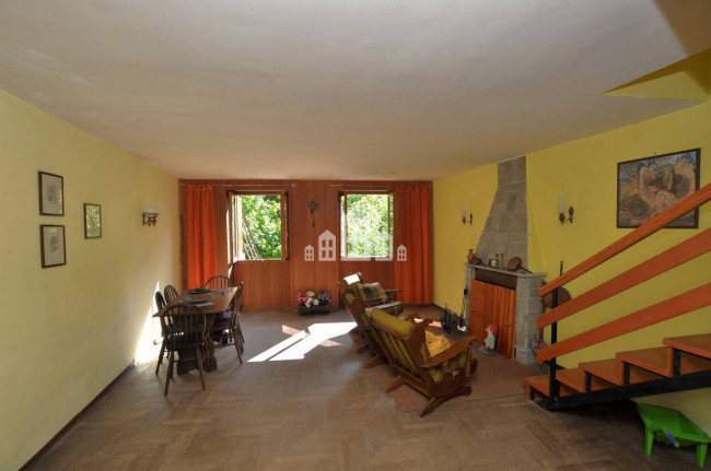 Casa semindipendente in vendita a Ribordone