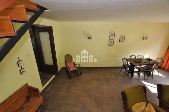 Casa semindipendente in vendita a Ribordone