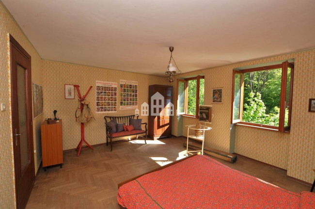 Casa semindipendente in vendita a Ribordone