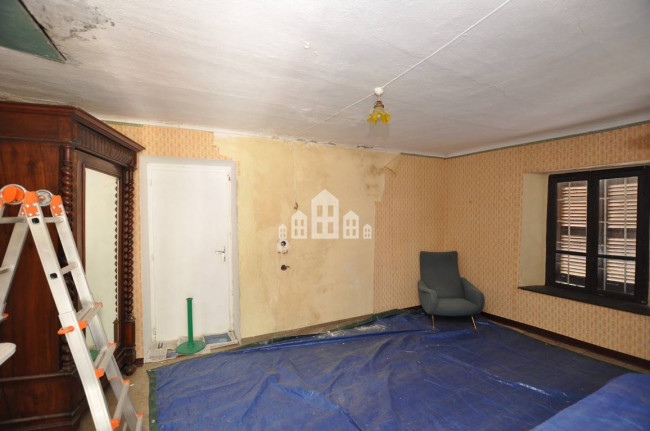 Casa semindipendente in vendita a Ribordone
