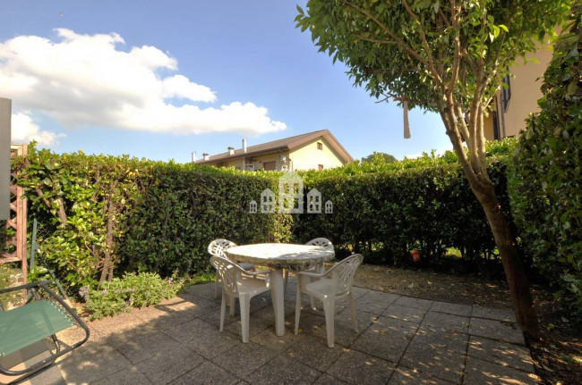 Villa a schiera centrale in vendita a Ozegna
