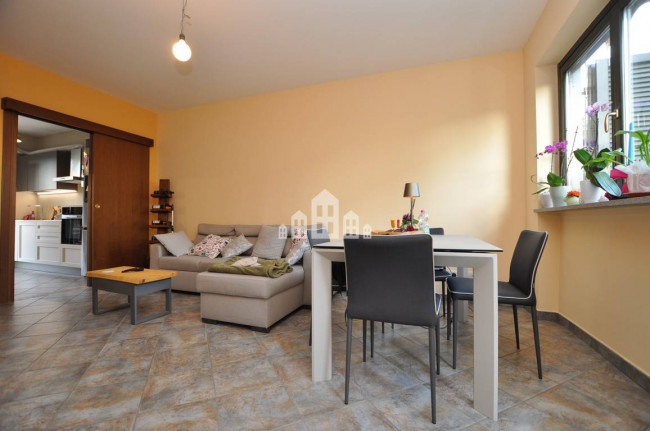 Villa a schiera centrale in vendita a Ozegna