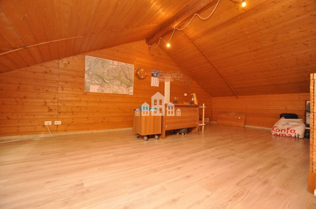 Villa a schiera centrale in vendita a Ozegna