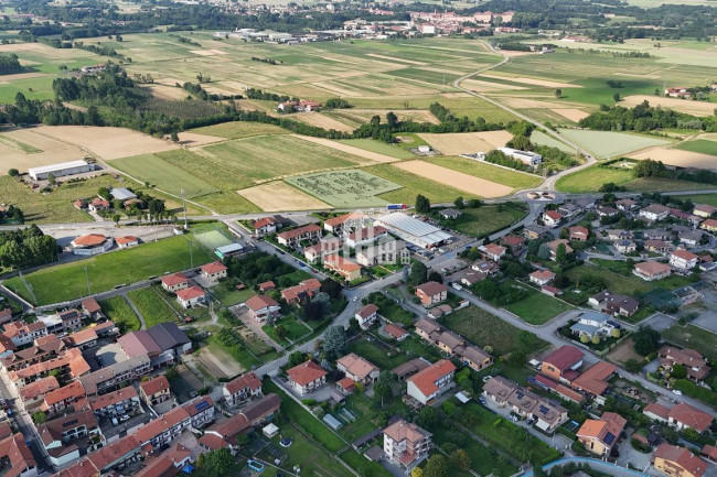 Villa a schiera centrale in vendita a Ozegna