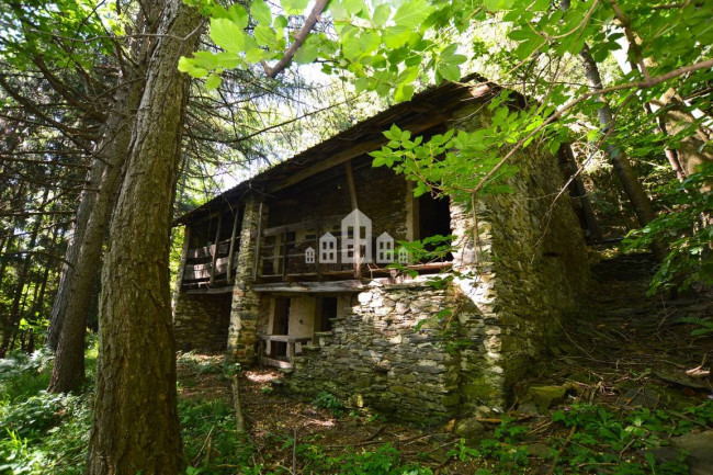 Rustico in vendita a Valchiusa