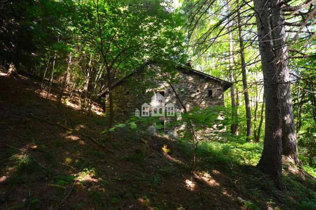 Rustico in vendita a Valchiusa