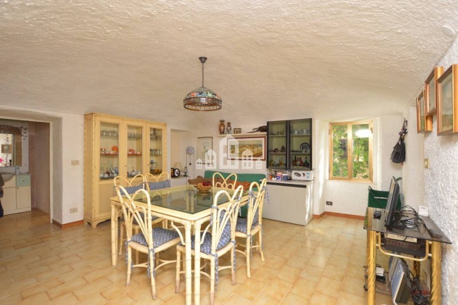 Casa indipendente in vendita a Val di Chy
