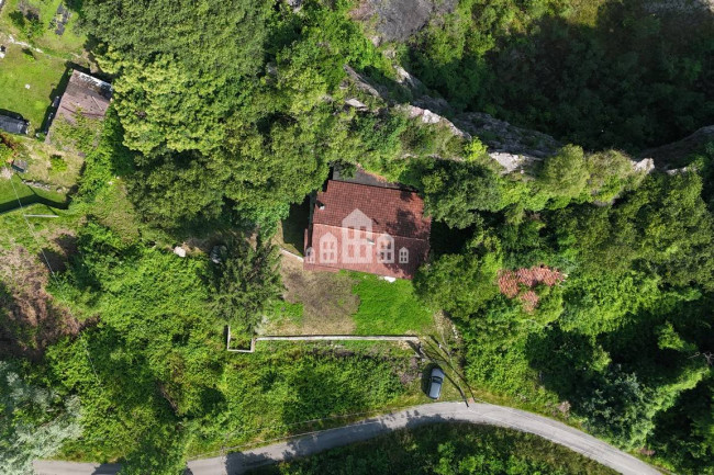 Casa indipendente in vendita a Val di Chy
