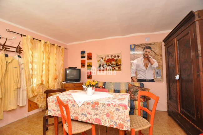 Casa semindipendente in vendita a Sparone