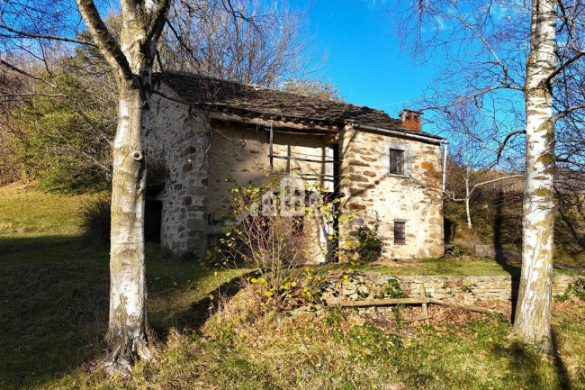 Rustico in vendita a Andrate