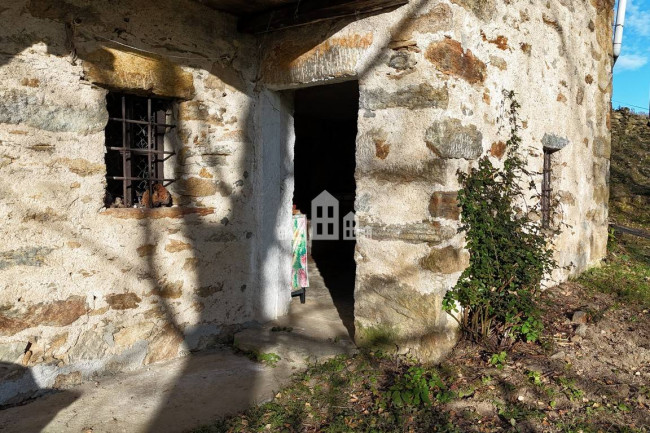 Rustico in vendita a Andrate