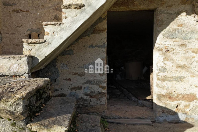 Rustico in vendita a Andrate
