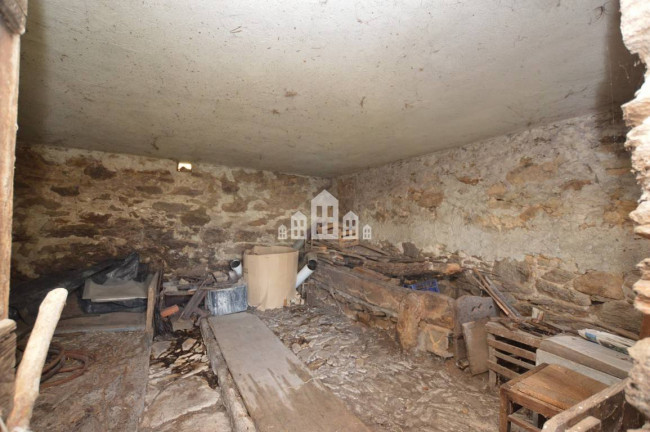 Rustico in vendita a Andrate