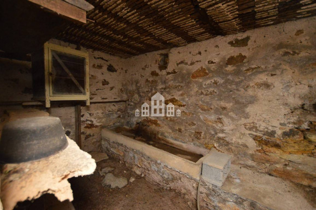 Rustico in vendita a Andrate