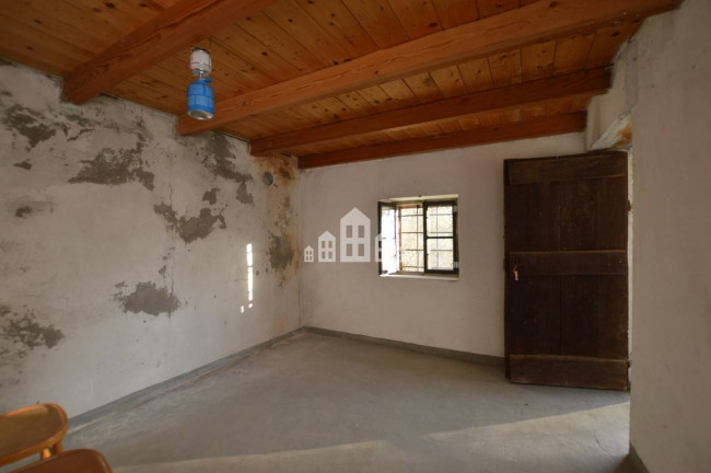 Rustico in vendita a Andrate