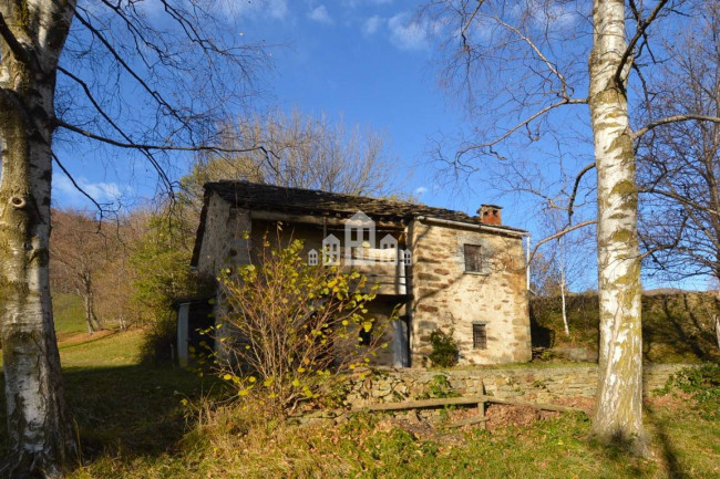 Rustico in vendita a Andrate
