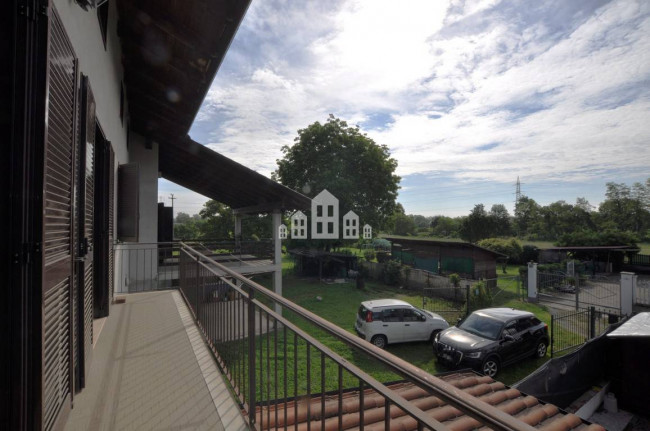 Casa semindipendente in vendita a Lombardore