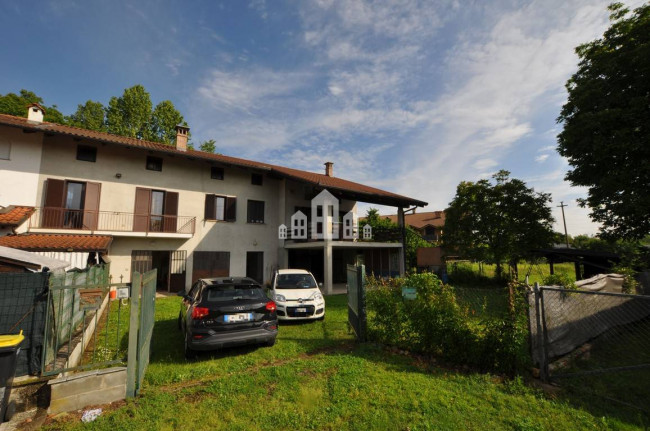 Casa semindipendente in vendita a Lombardore