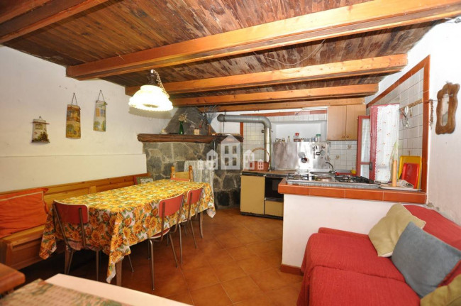 Casa indipendente in vendita a Colleretto Castelnuovo