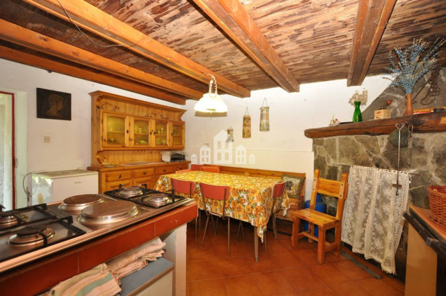 Casa indipendente in vendita a Colleretto Castelnuovo