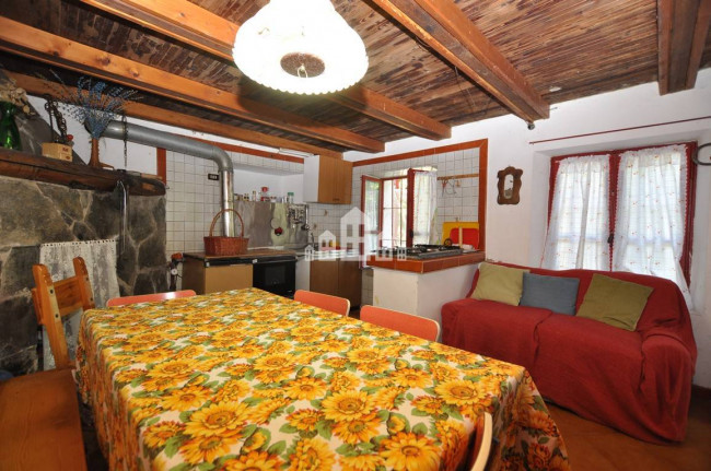 Casa indipendente in vendita a Colleretto Castelnuovo