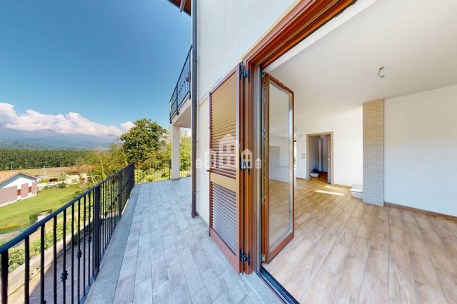 Villa semindipendente in vendita a Perosa Canavese