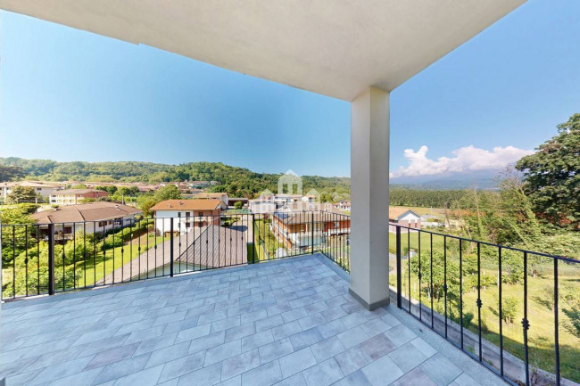 Villa semindipendente in vendita a Perosa Canavese