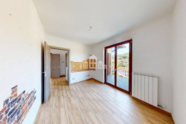 Villa semindipendente in vendita a Perosa Canavese