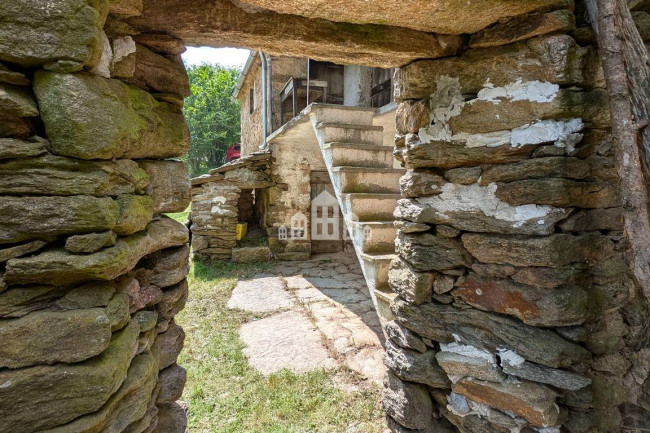 Rustico in vendita a Andrate