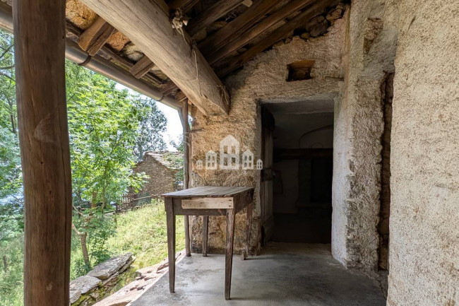 Rustico in vendita a Andrate