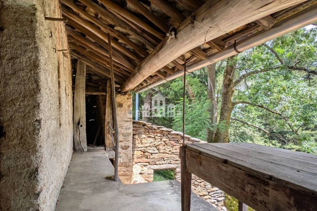 Rustico in vendita a Andrate