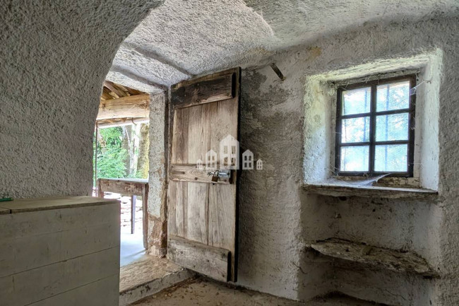Rustico in vendita a Andrate