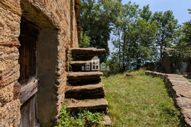 Rustico in vendita a Andrate