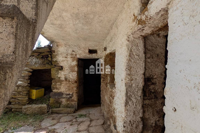 Rustico in vendita a Andrate