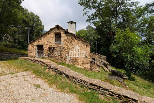 Rustico in vendita a Andrate