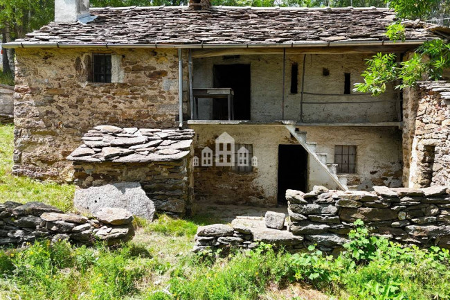 Rustico in vendita a Andrate