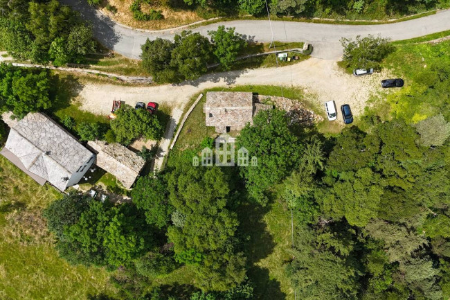 Rustico in vendita a Andrate