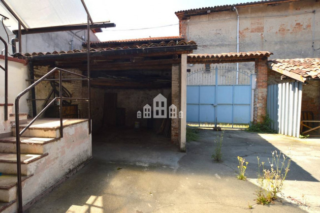 Casa semindipendente in vendita a Vestignè