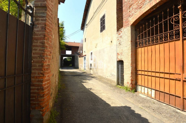 Casa semindipendente in vendita a Vestignè