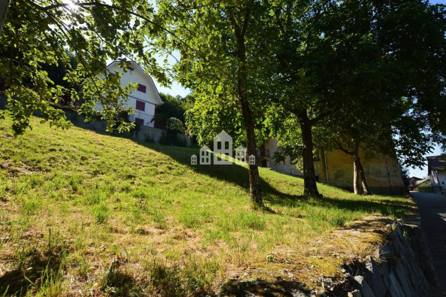 Detached house for sale in Brosso
