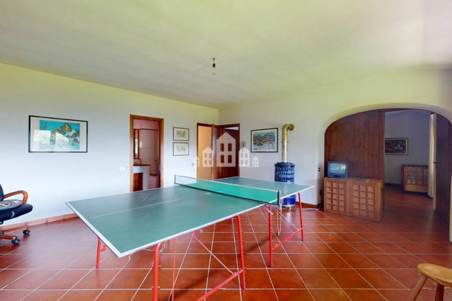 Casa semindipendente in vendita a Valchiusa