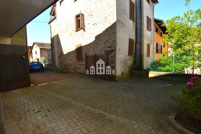 Appartamento in vendita a Brosso