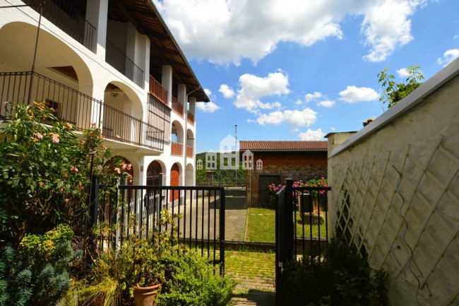 Casa semindipendente in vendita a Vidracco