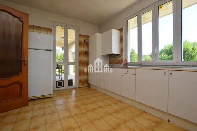 Detached house for sale in Val di Chy