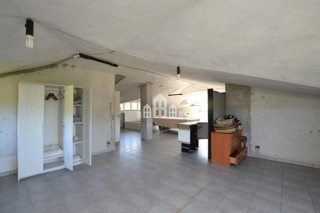 Detached house for sale in Val di Chy